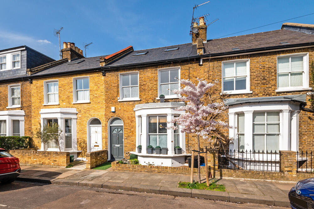 Main image of property: Lillian Rd, SW13: 3 bed 2 rec 2 bath unfurn