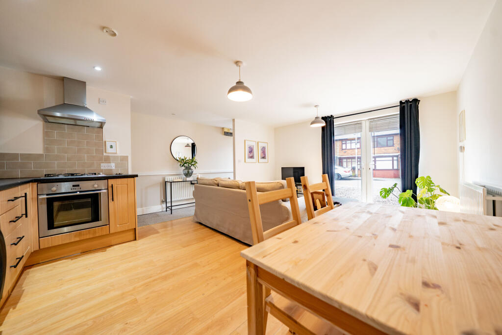 Apartment in Blaby, Enderby - View 4