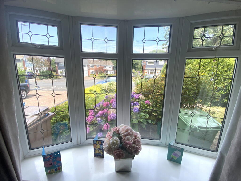 House in Oldham, Greater Manchester - View 3