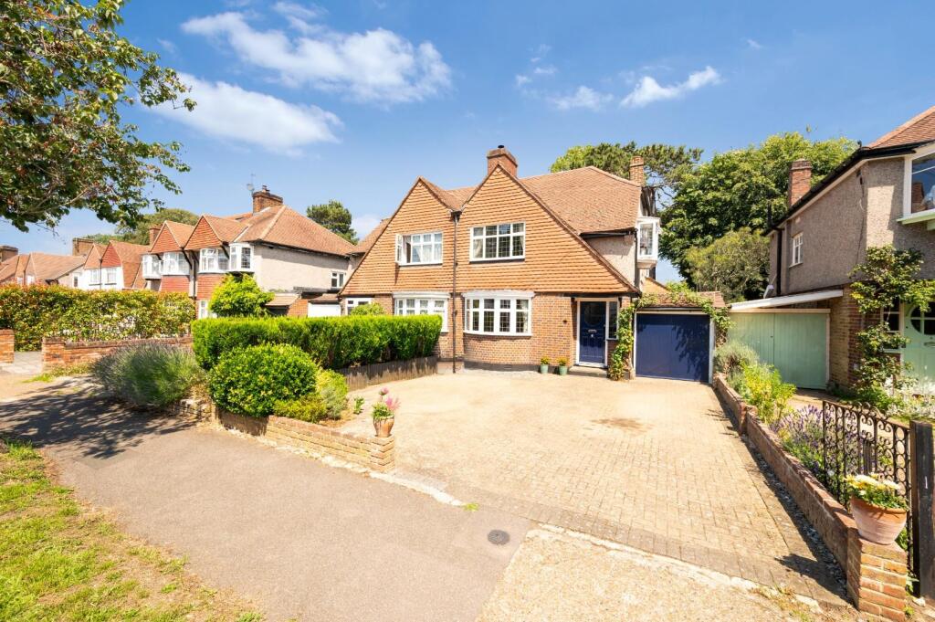Main image of property: Ewell Park Way, Stoneleigh
