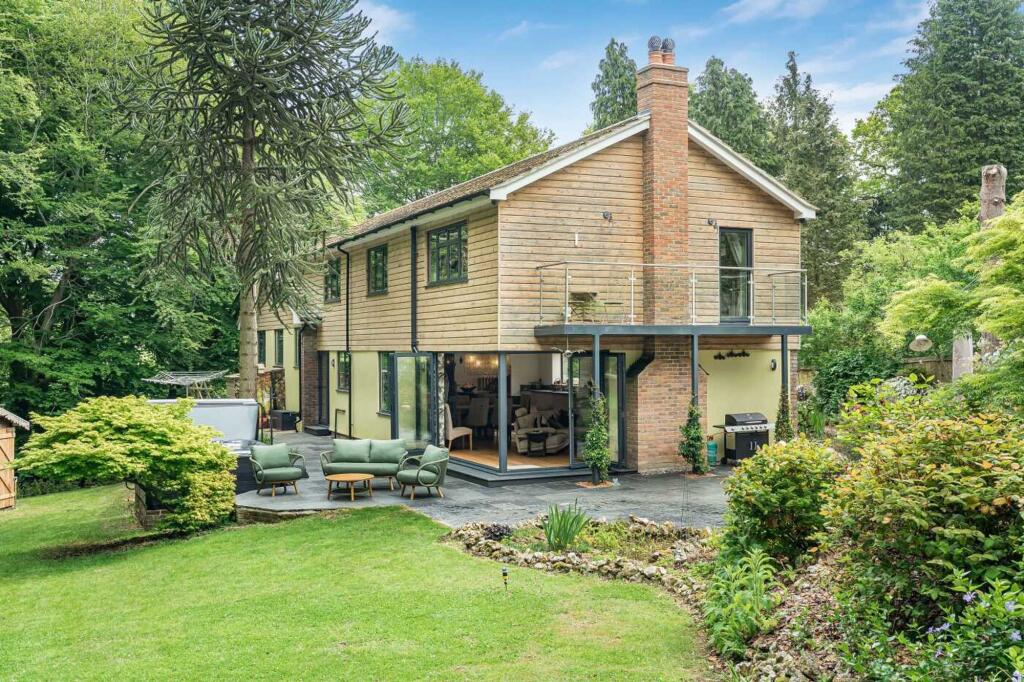 Main image of property: Howe Hill, Watlington, OX49