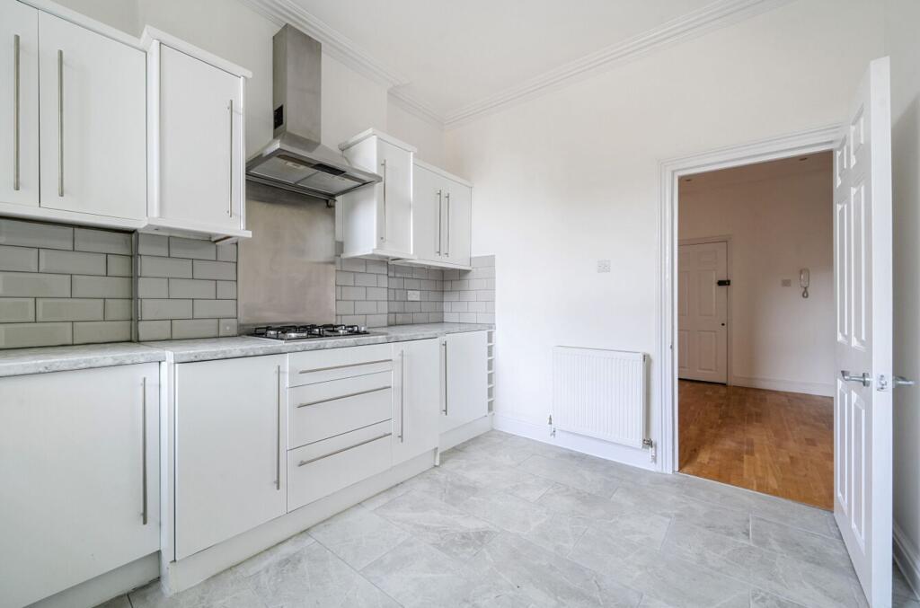 Apartment in London - View 4