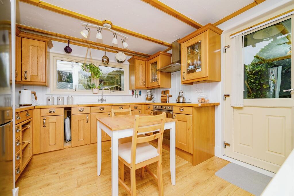 House in St Albans, St Stephen - View 3