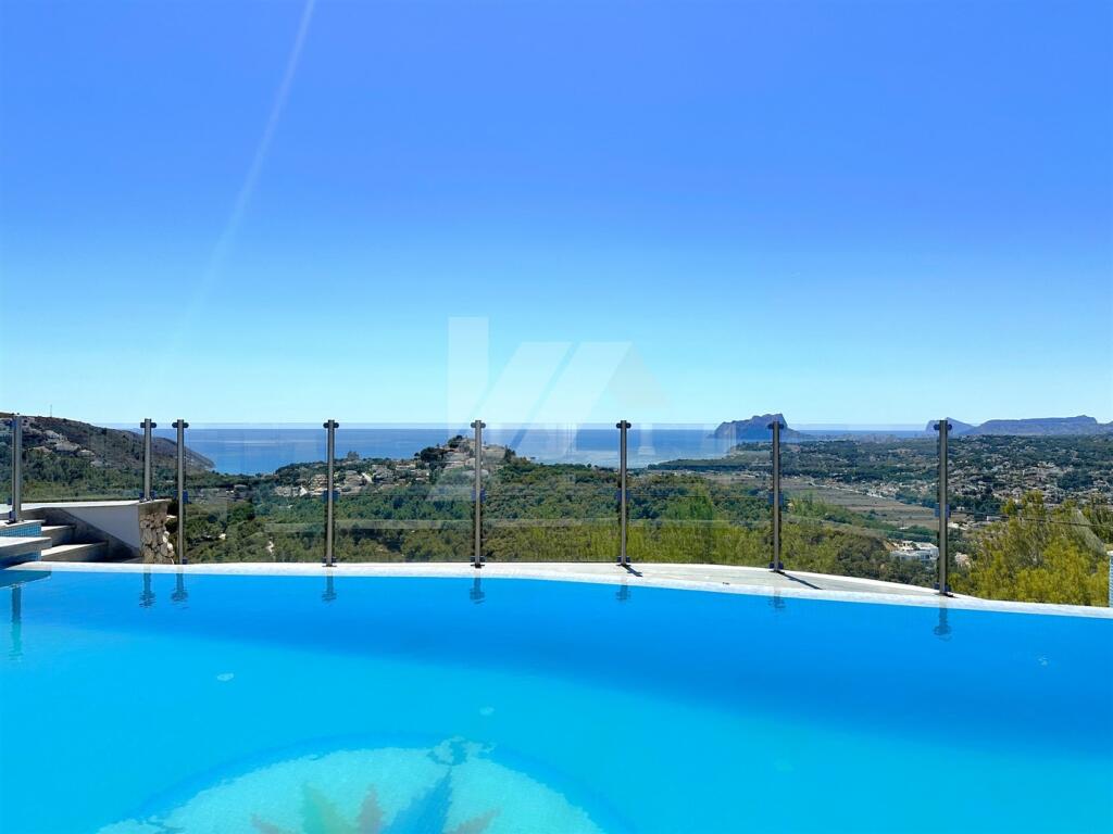 Main image of property: Valencia, Alicante, Moraira