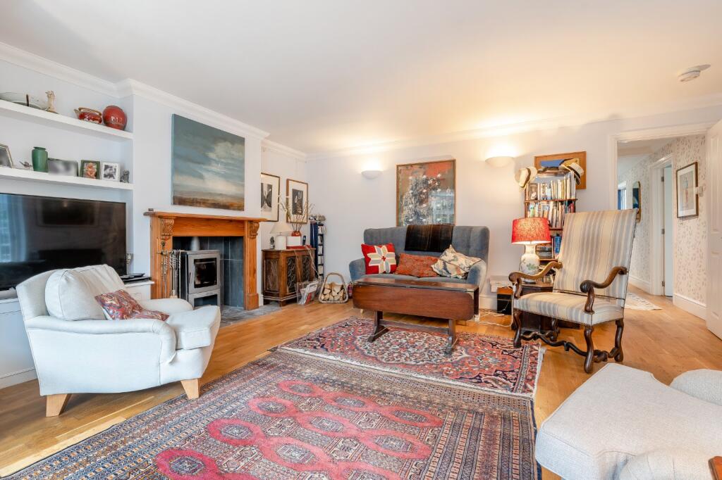 Tangmere Road, Tangmere, Chichester, West Sussex photo 4