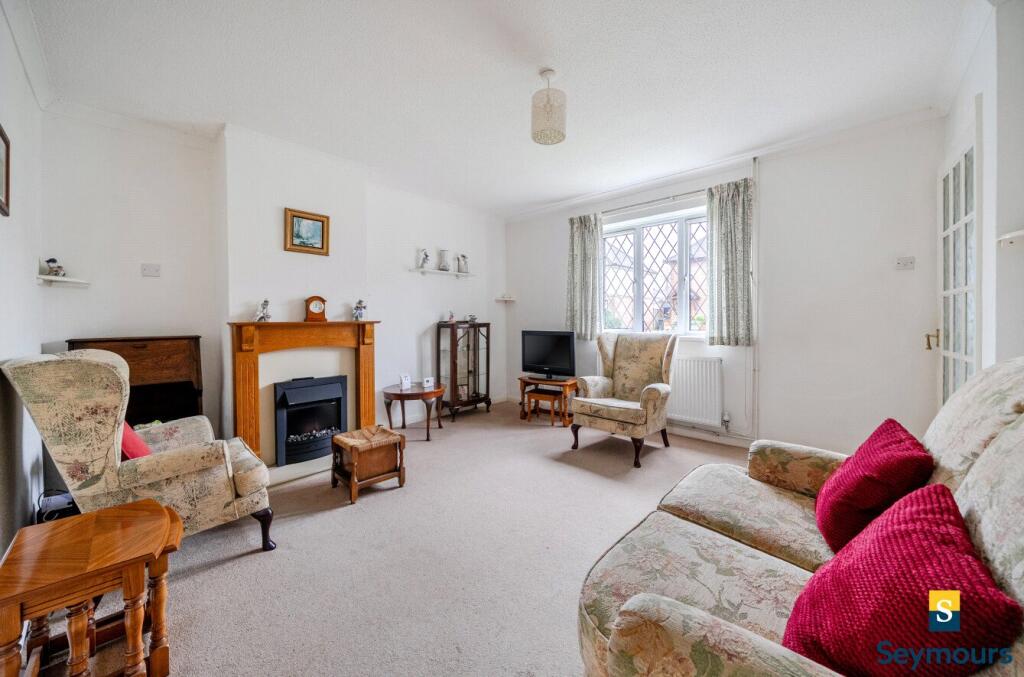 Cypress Road, Guildford, Surrey, GU1 photo 2