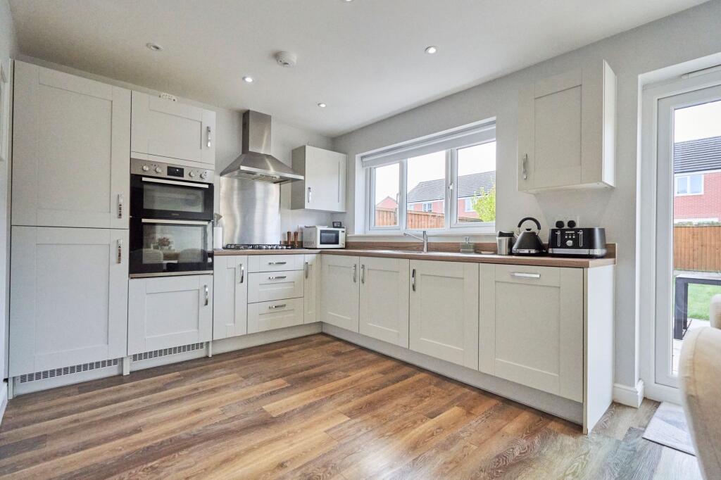 House in St Helens, Liverpool City Region - View 3
