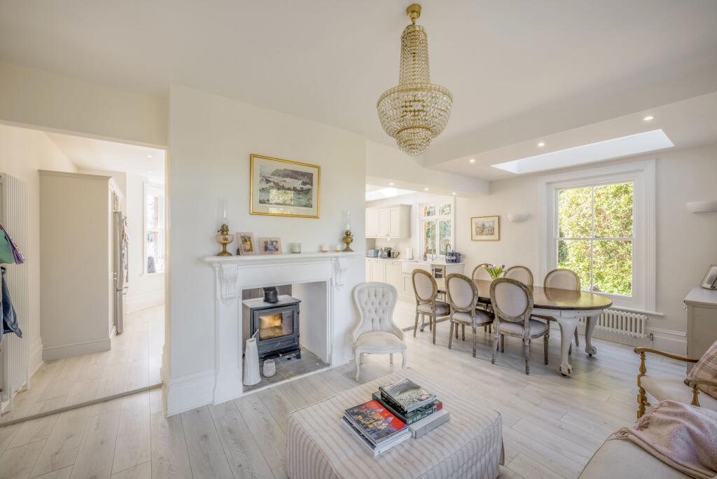 High Broom Road, Crowborough, TN6 photo 4