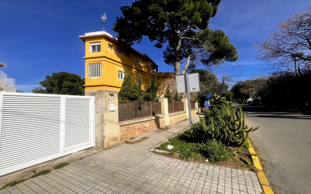 Main image of property: Valencia, Valencia