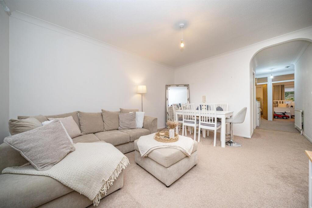 Battlefield Road, St. Albans - View 5