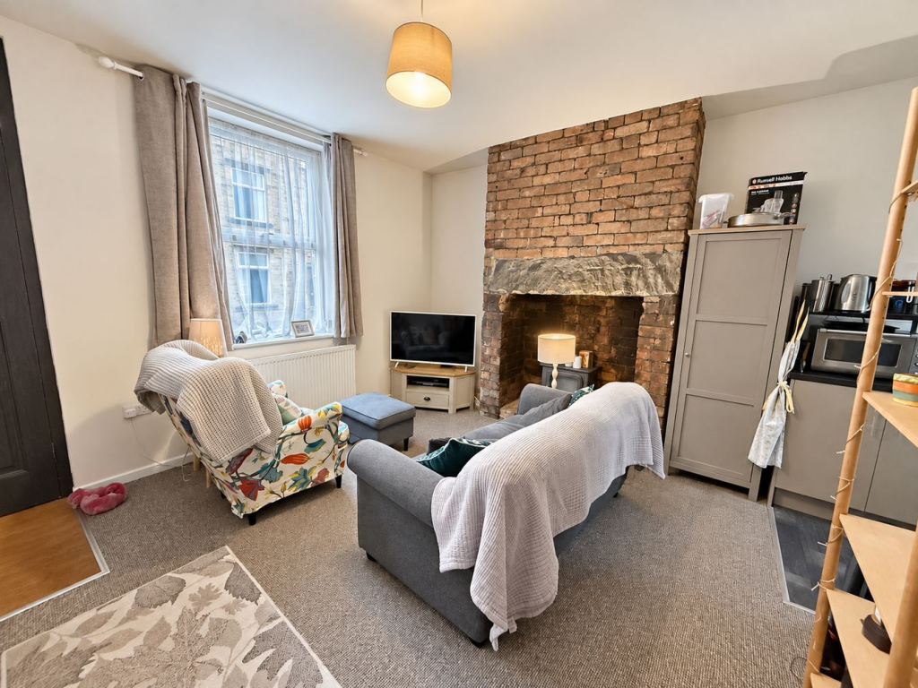 House in Bradford, Shipley - View 3