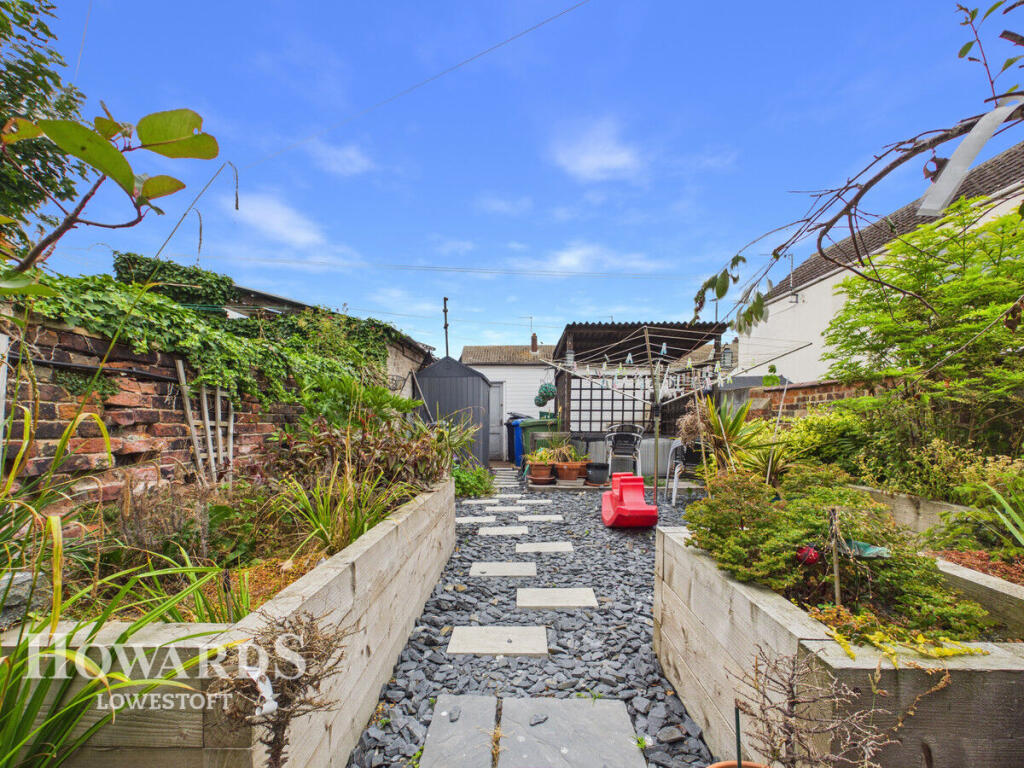 House in East Suffolk, Lowestoft - View 4