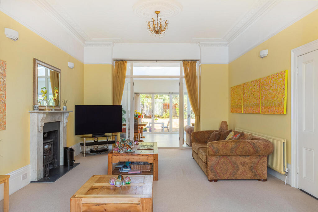 House in London - More