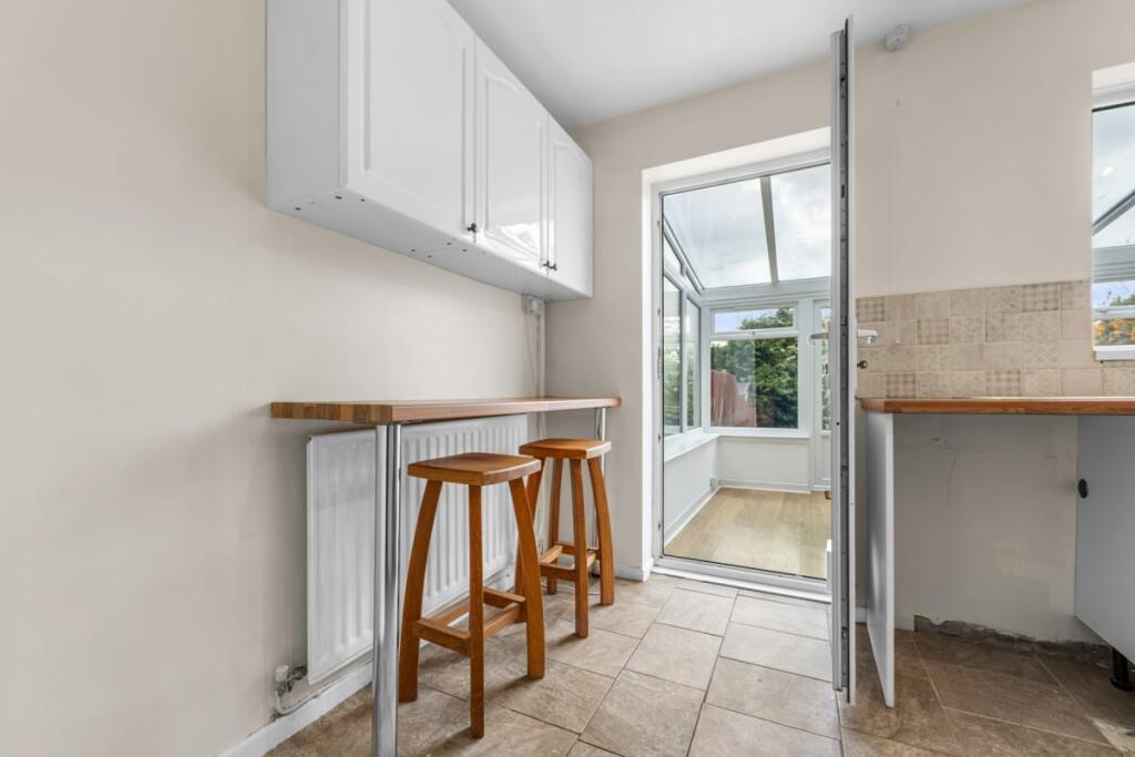 House in Caerphilly, Trecenydd, Penyrheol Trecenydd & Energlyn - View 5