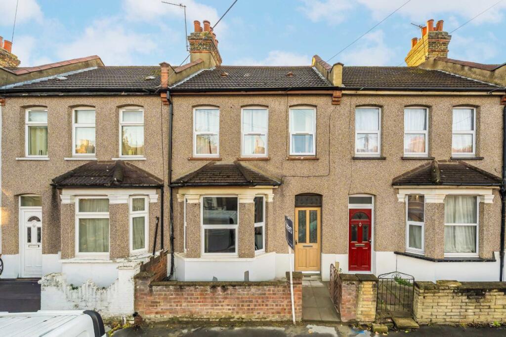 3-bed terraced on Winterbourne Road, Thornton Heath, £350,000