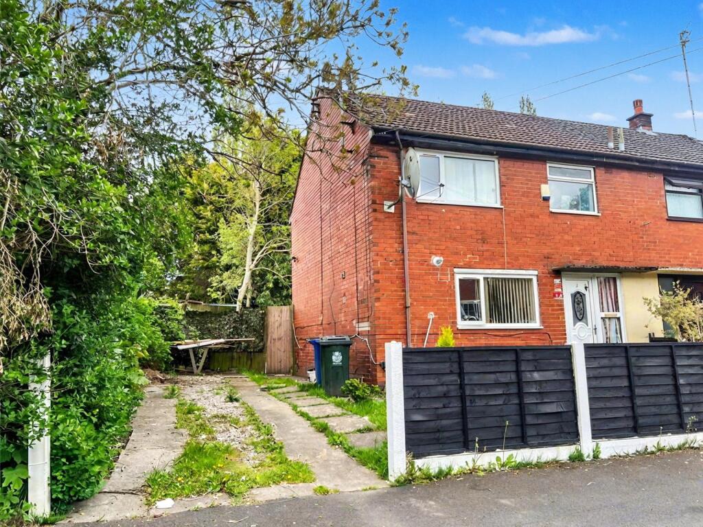 Main image of property: Romsey Avenue, Middleton, Manchester, M24