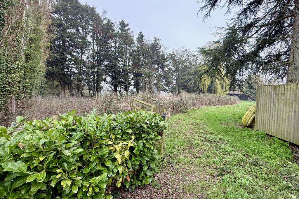 Main image of property: Mayes Lane, Sandon, Chelmsford, CM2