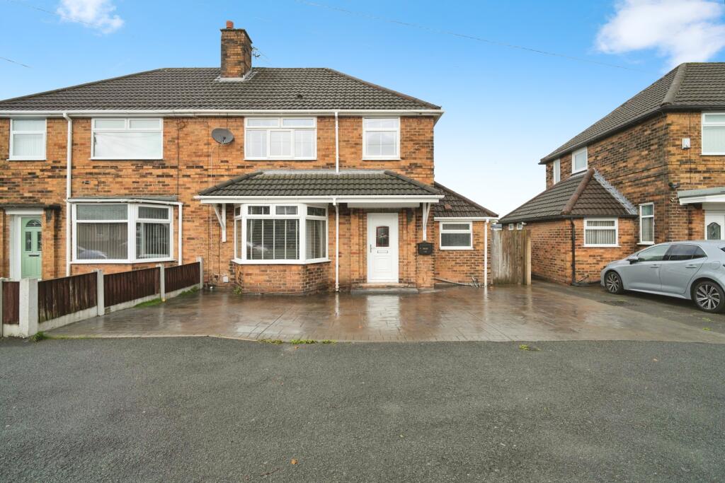 Main image of property: Culcheth Avenue, Wigan, WN2