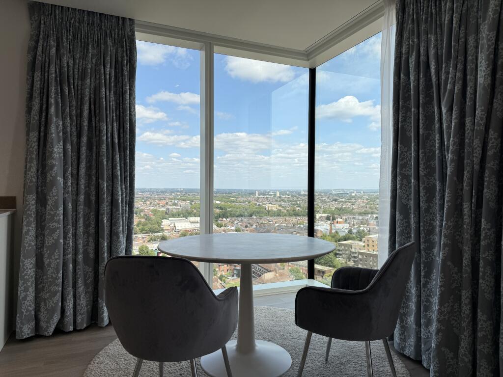 Apartment in London - View 2