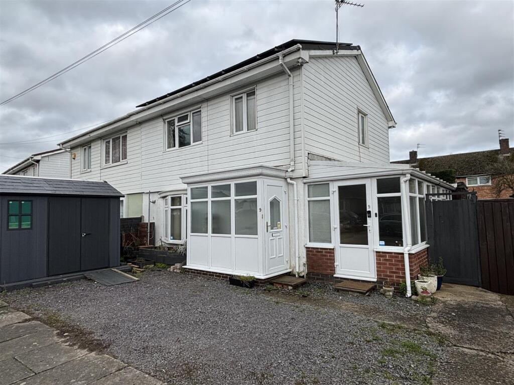 Main image of property: Lamen Road, New Parks, Leicester