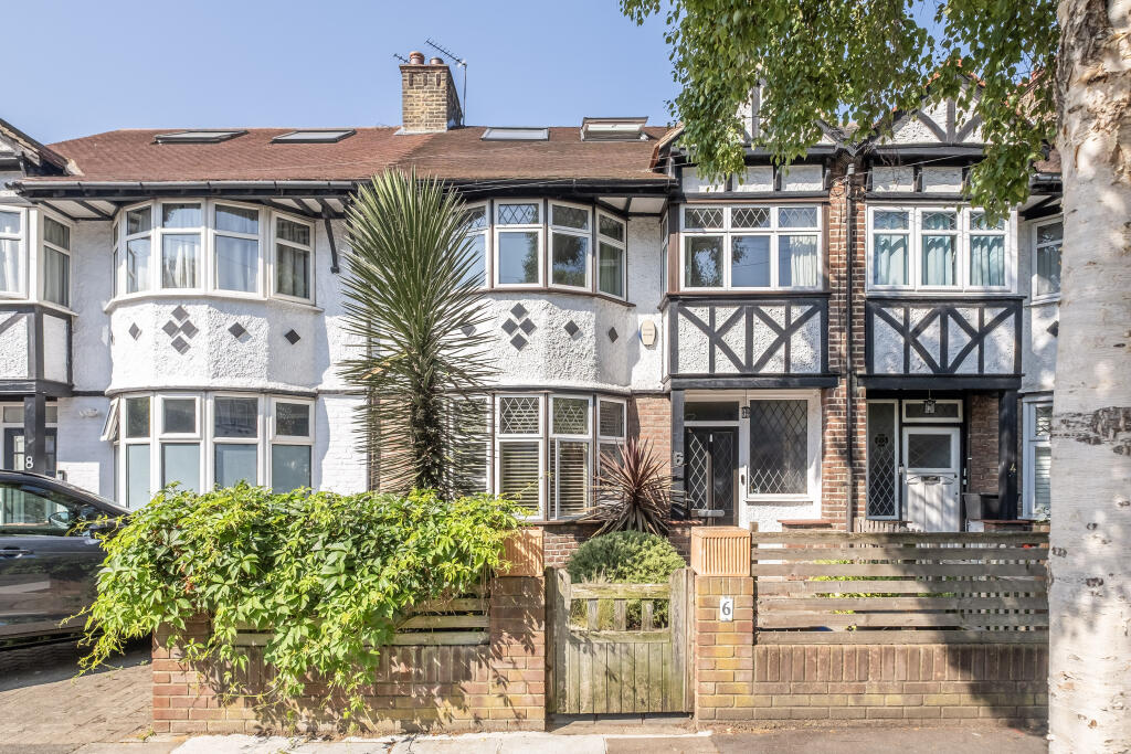 Main image of property: Castlegate, Richmond, TW9