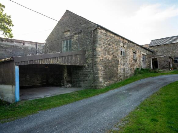 Barn 6