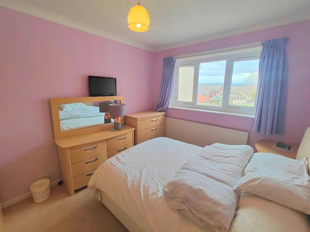 Additional image 3 of 22 Mount Gardens, Cleckheaton, BD19 3QH
