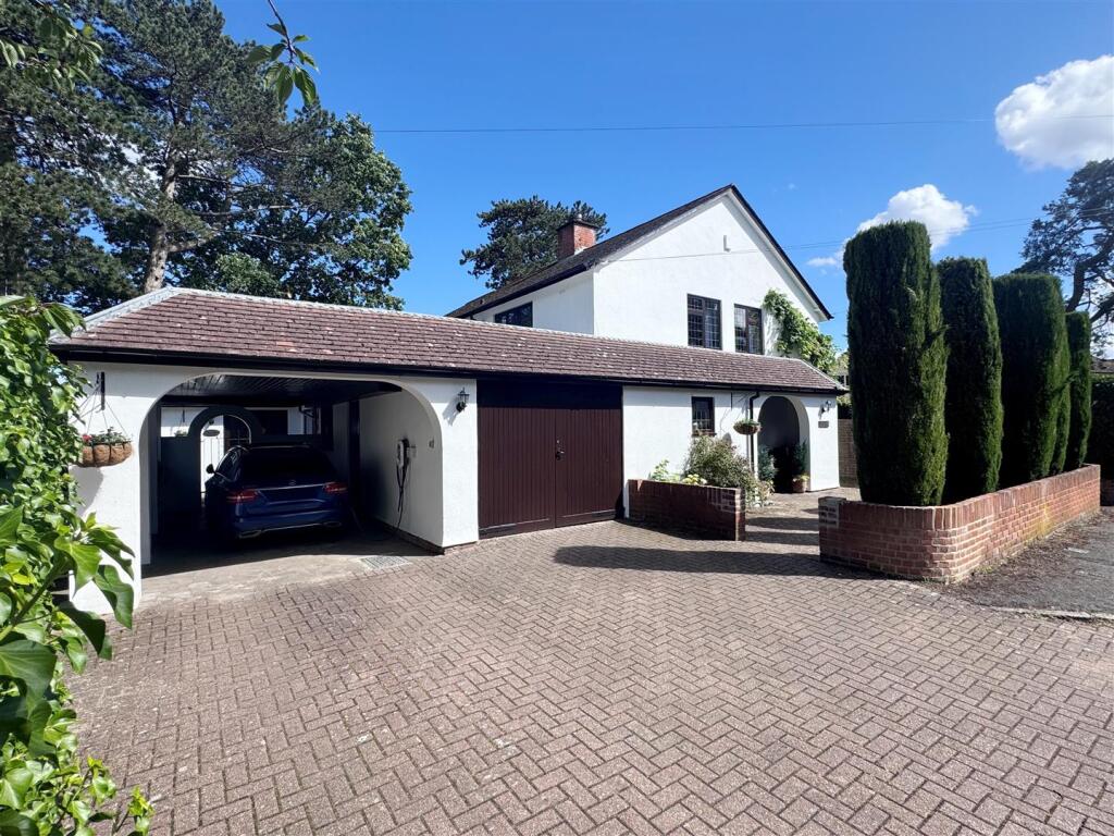 House in Newbury, Wash Common - View 2