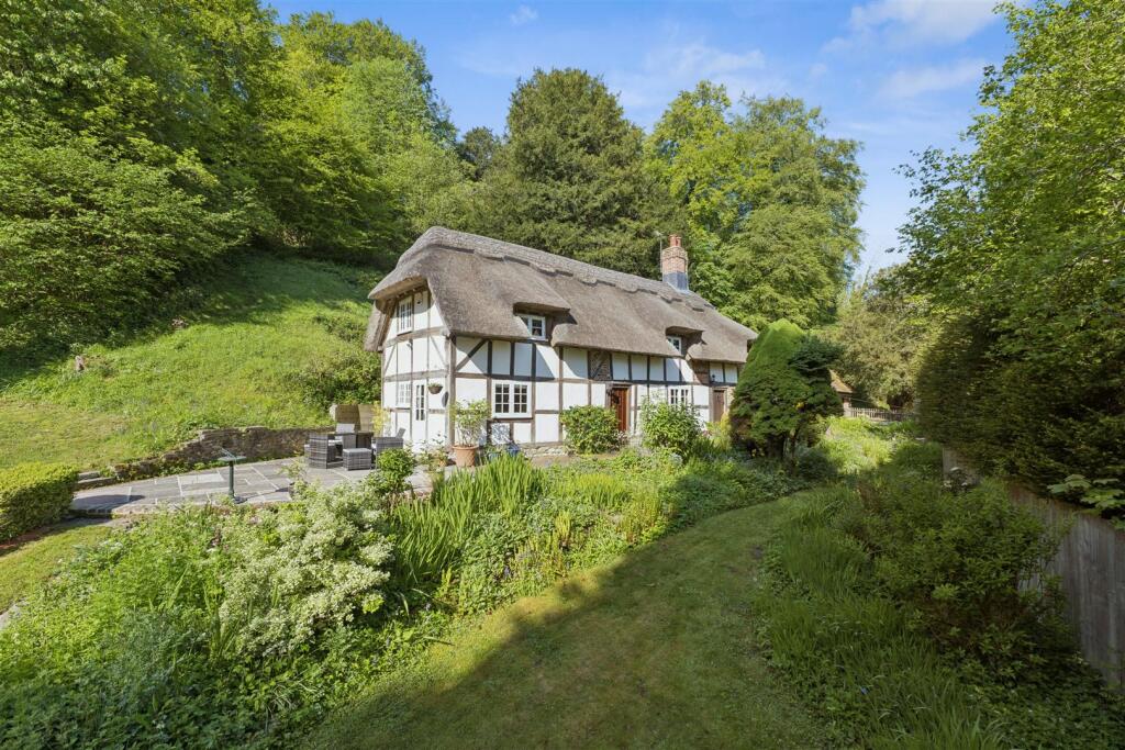 Main image of property: Langrish