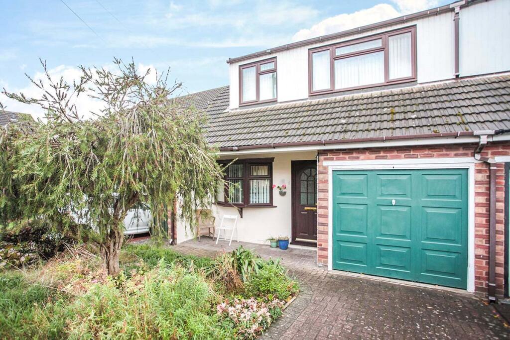 Main image of property: Lansdowne Close, Bedworth, Warwickshire, CV12