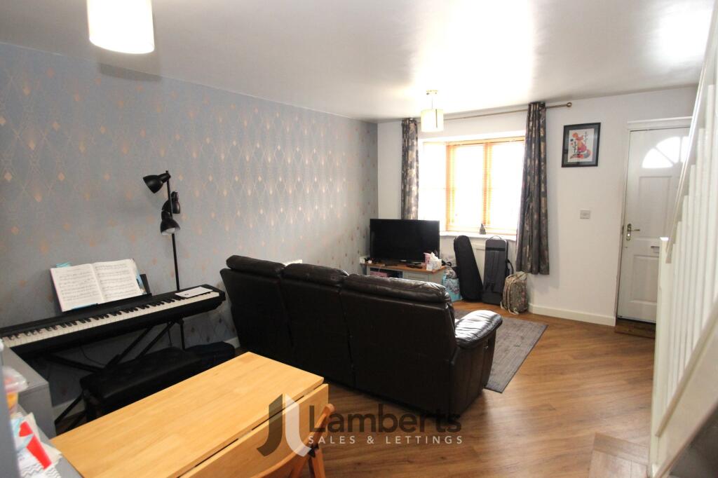 Additional image 6 of High Street, Studley, B80