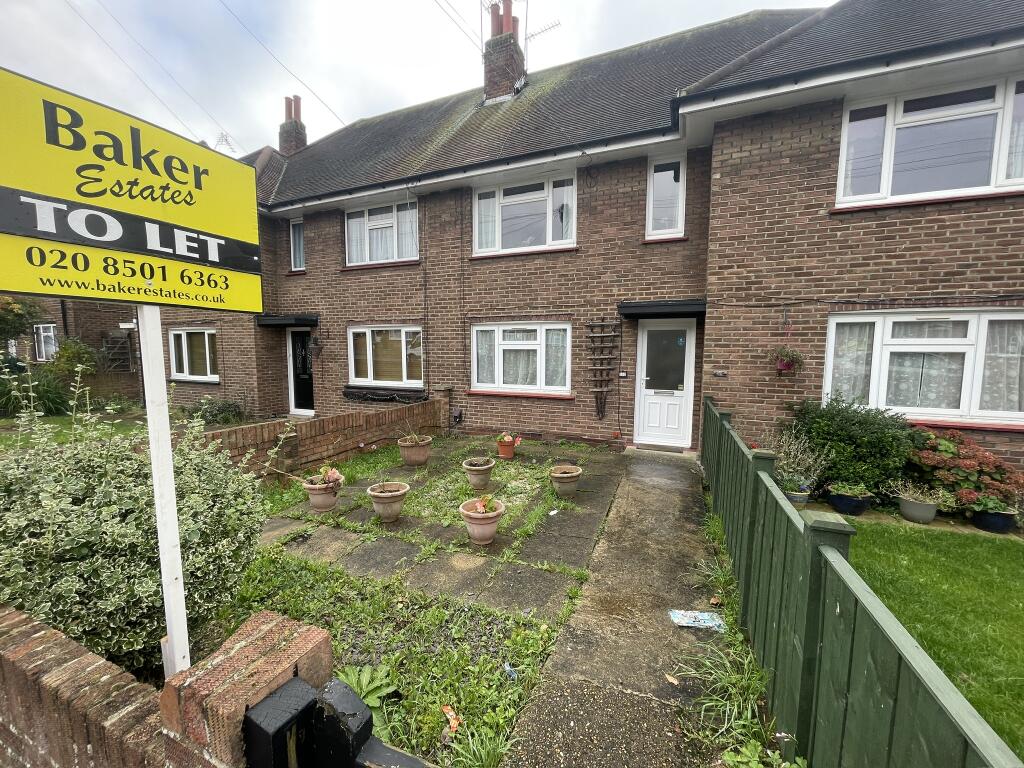 Main image of property: Chelmsford Avenue, Romford, Havering