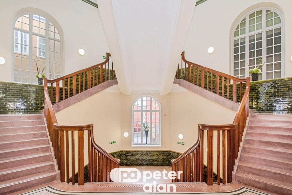 Apartment in Newport - View 3