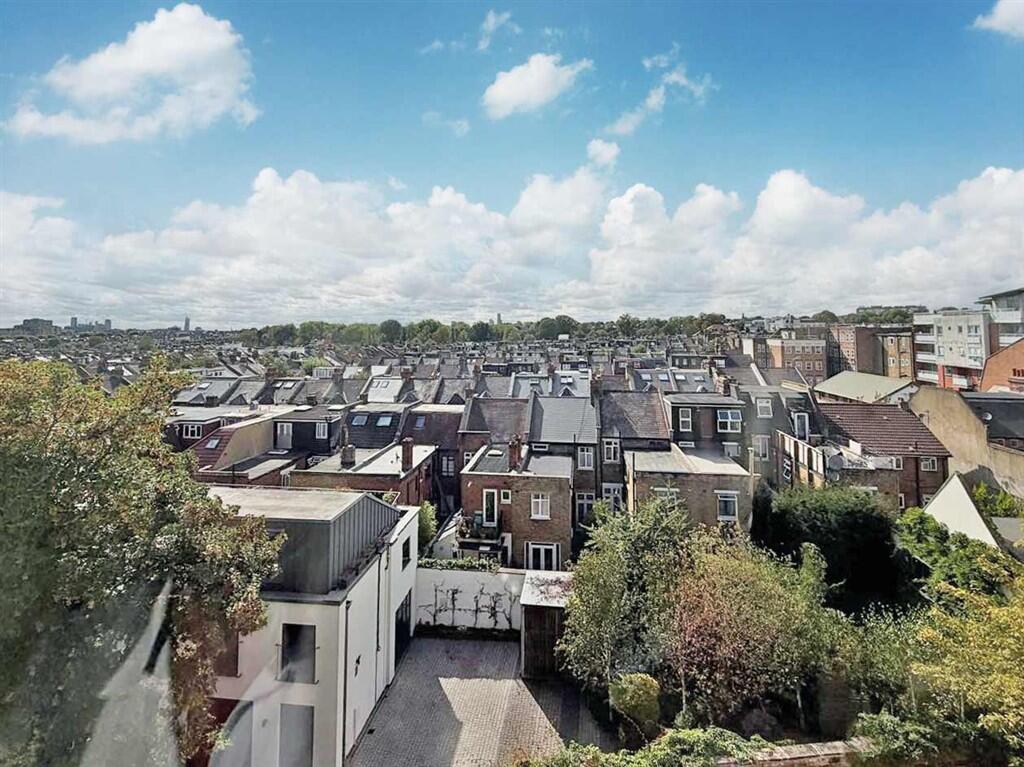Apartment in London, Queen's Park - View 2