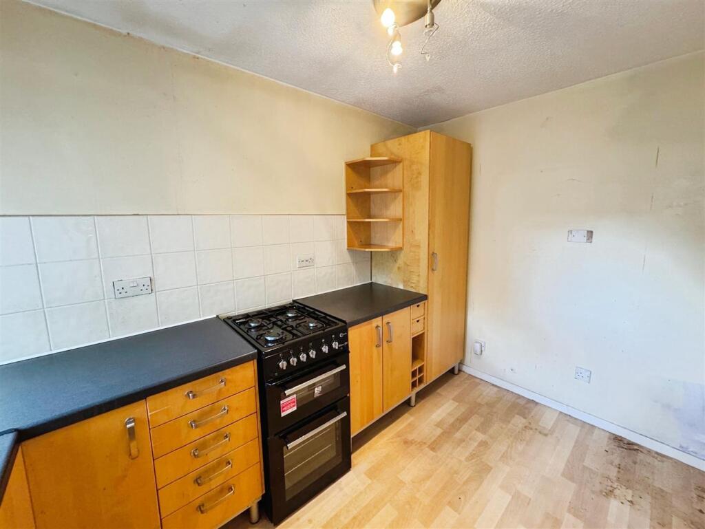 Apartment in Glasgow - More