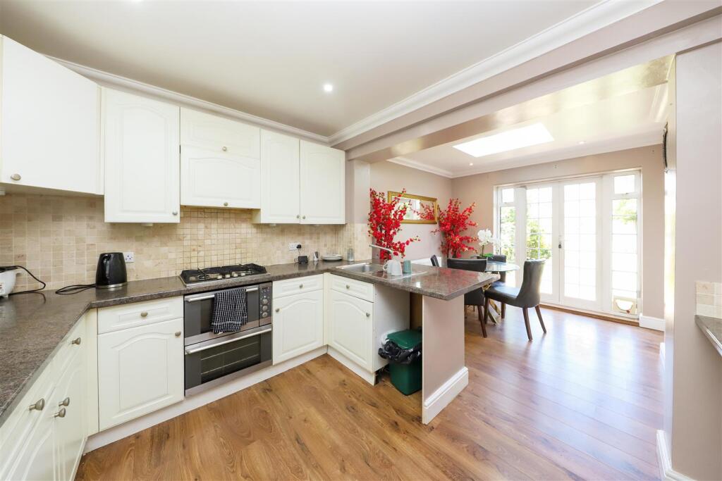 House in Southall - View 2
