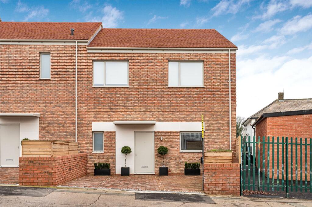 Main image of property: Burlington Rise, East Barnet, London, EN4