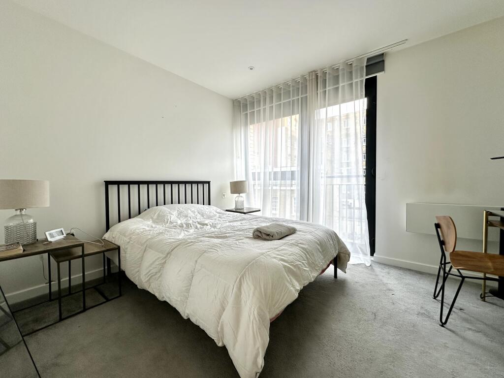 Eastlight Apartments, Dock Street, Tower Hamlets, London - View 6