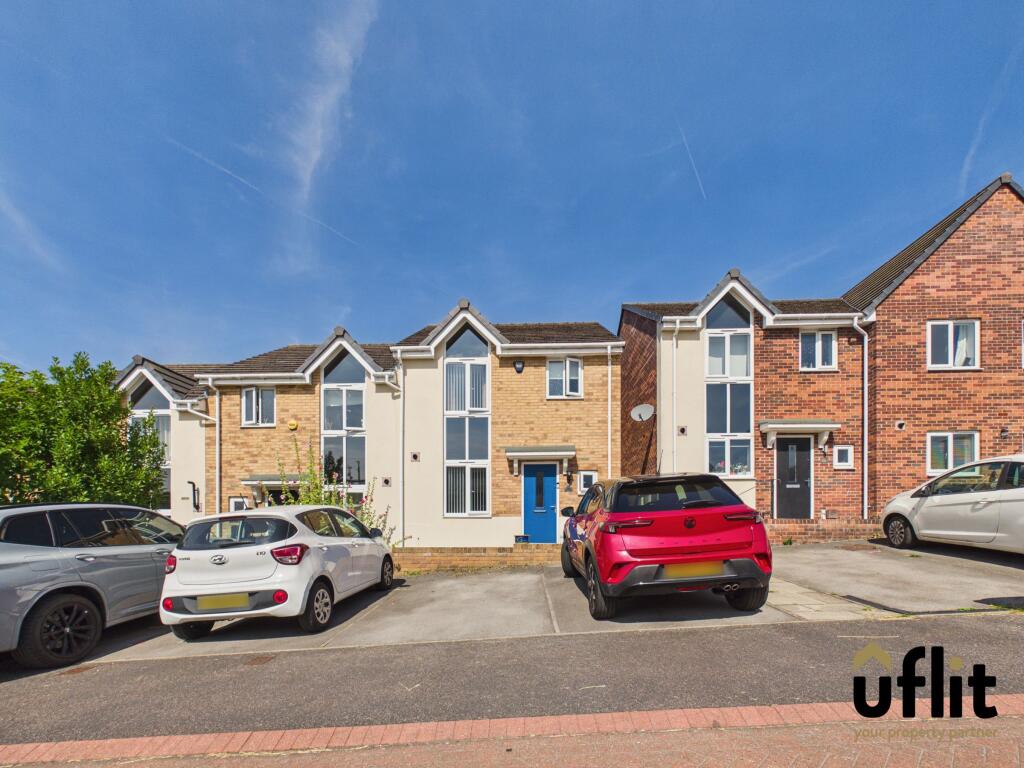 3-bed semi-detached on Gower Way, Rawmarsh, Rotherham, £210,000