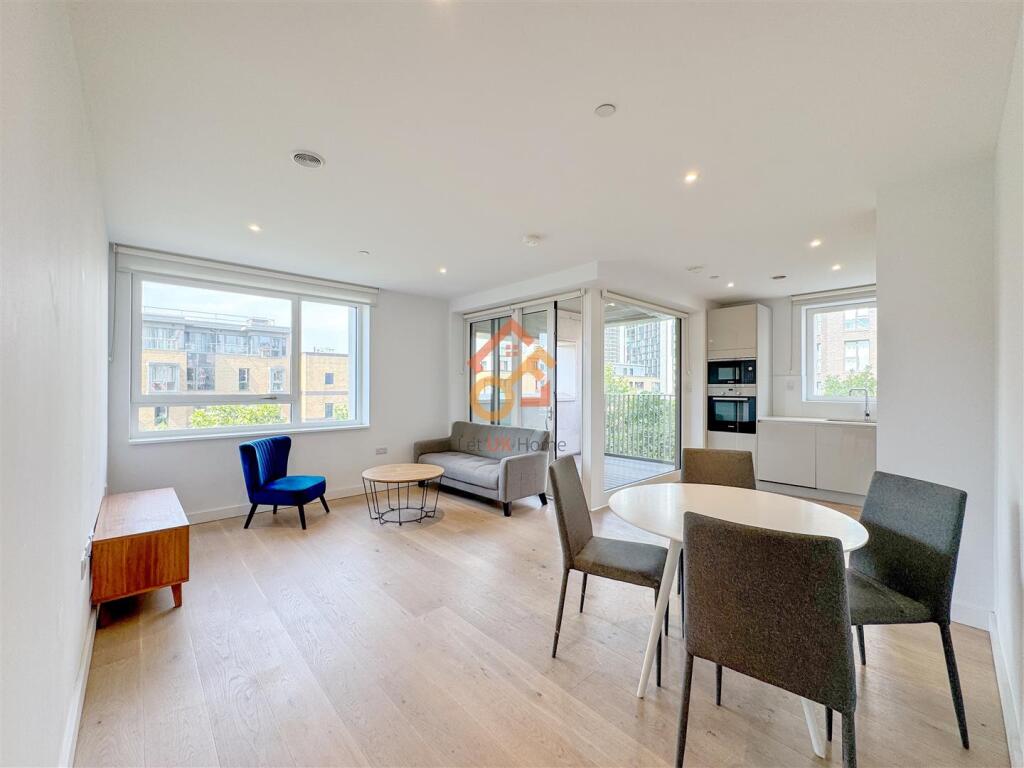 Main image of property: Walton Heights, 143 Walworth Road, London SE17