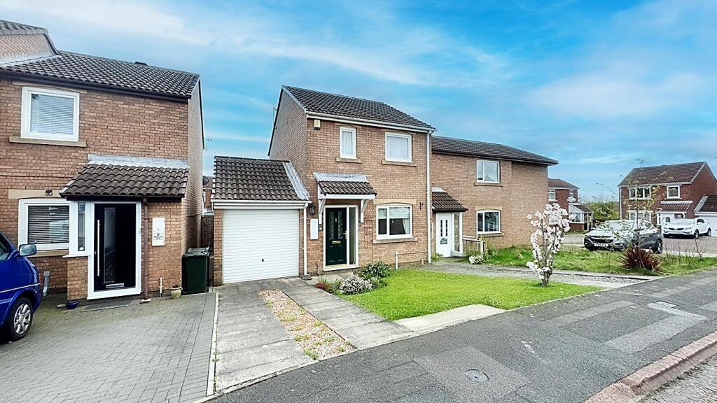 3-bed terraced on Hickstead Close, Hadrian Park, Wallsend, £180,000