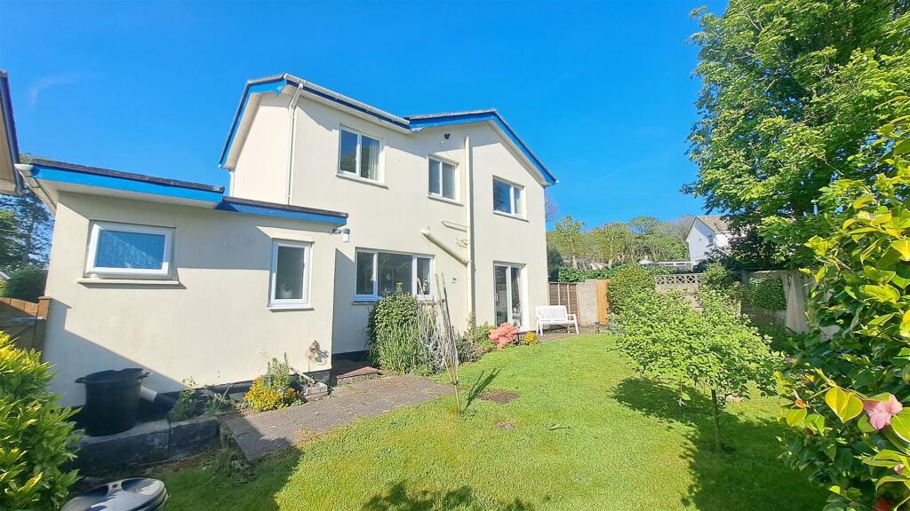 Main image of property: Barlowena, Camborne
