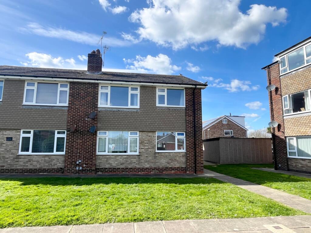 Main image of property: St. Marys Close, Littlehampton, BN17