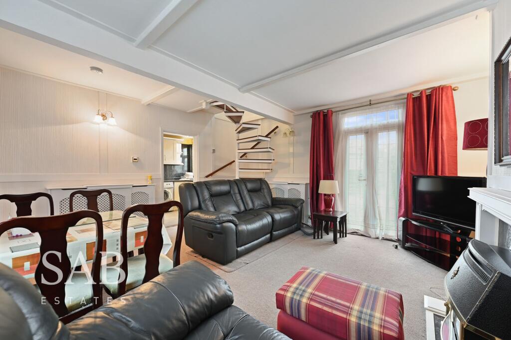 House in London - View 2