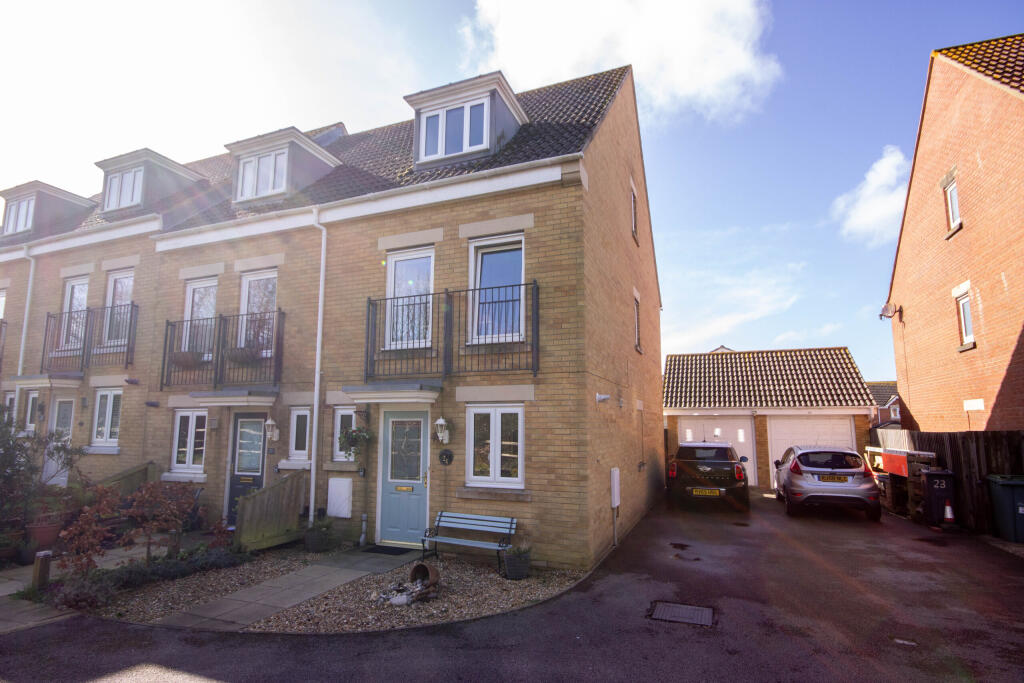 Main image of property: Osborne Heights, East Cowes