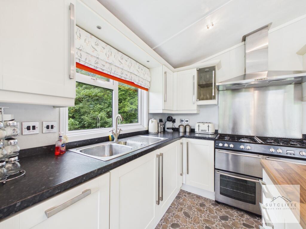 Bowland View, Bowland Lakes Leisure Village, PR3 - More