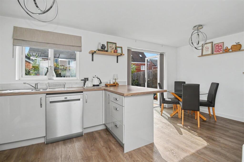 House in Weldon, North Northamptonshire - More