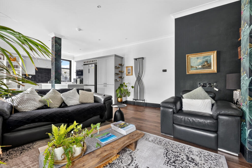 2c Dunure Road, Doonfoot, KA7 4HR photo 4