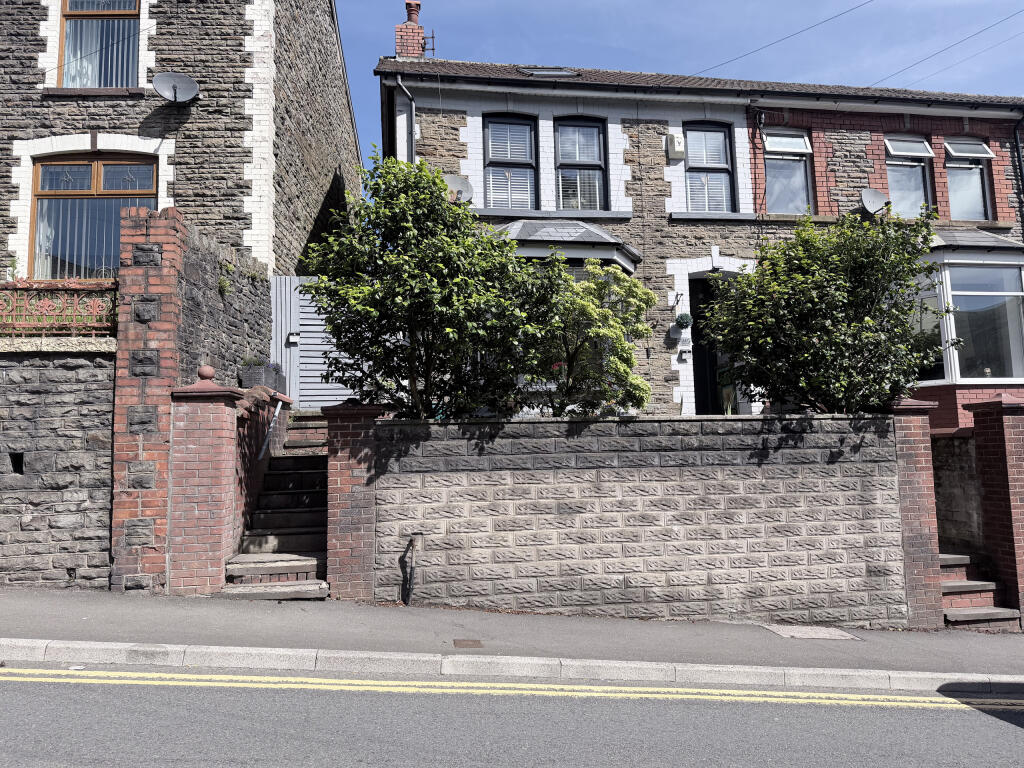 Main image of property: High Street, Porth, Rhondda Cynon Taf