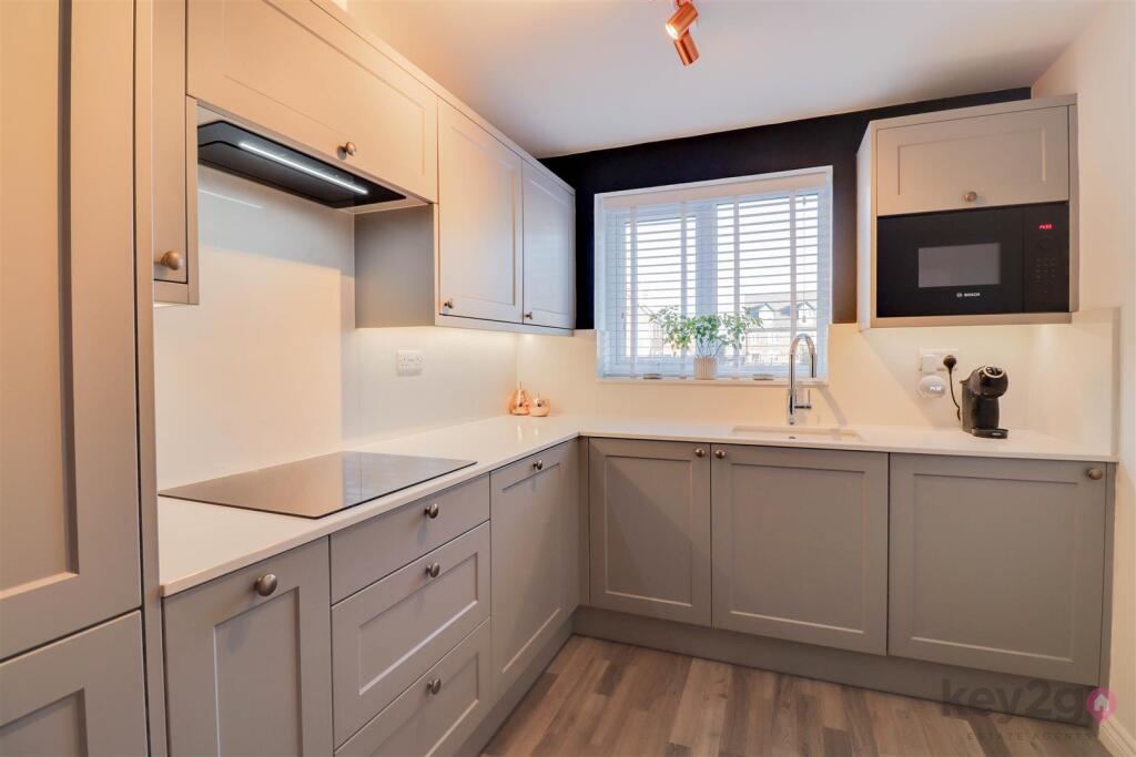 Deepwell Mews, Halfway, Sheffield, S20 photo 4